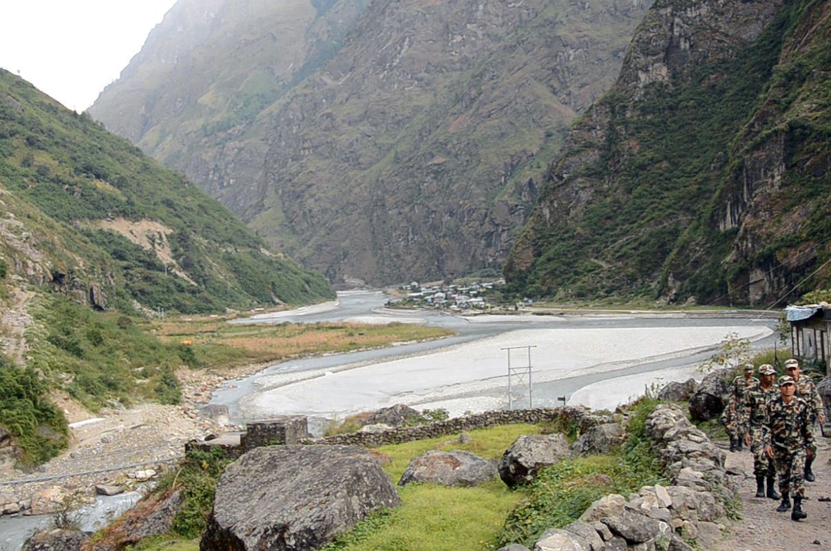 04 The Valley Widens At Tal Village Next To The Marsyangdi River On the Annapurna Circuit 